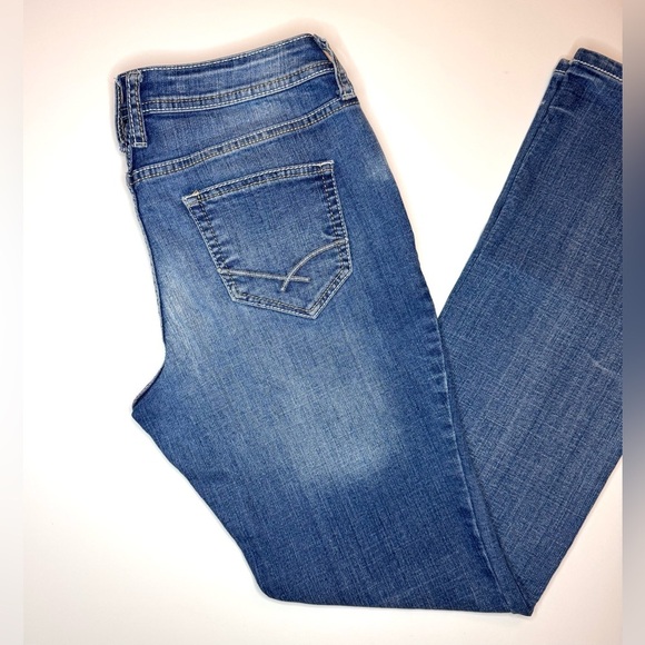 A.N.A Women’s Curvy Bootcut Jeans Size- 6 - Picture 8 of 9